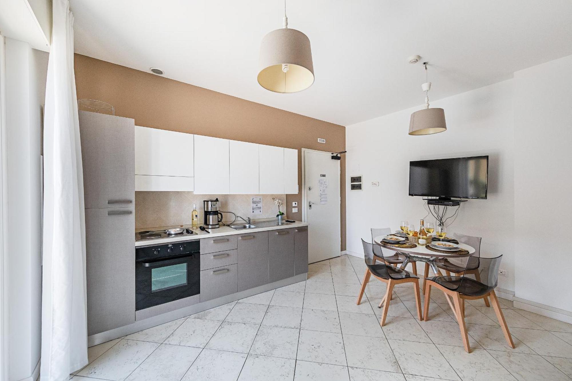 Residenza Miralago II By Wonderful Italy Desenzano del Garda Exterior photo