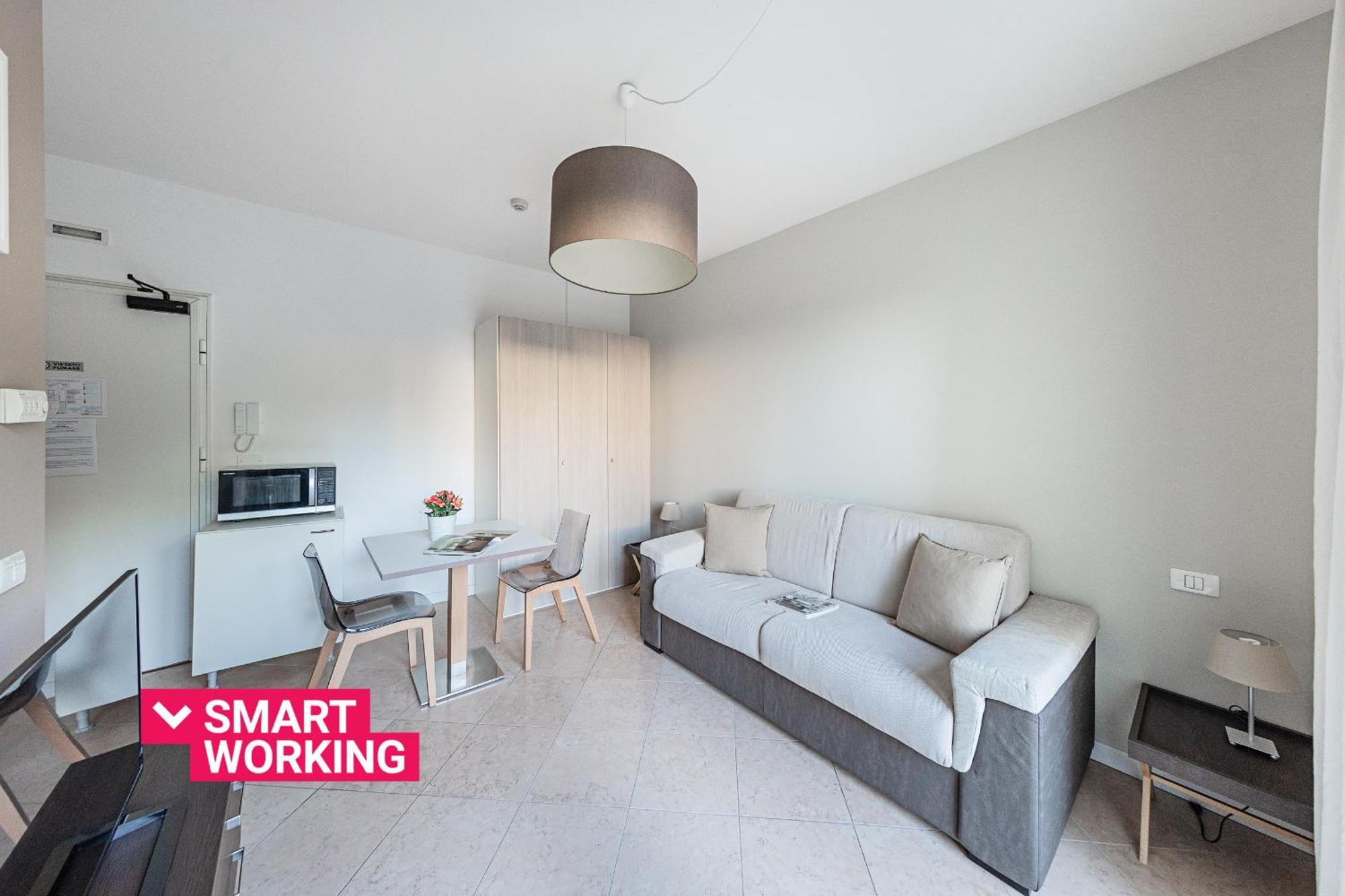 Residenza Miralago II By Wonderful Italy Desenzano del Garda Exterior photo