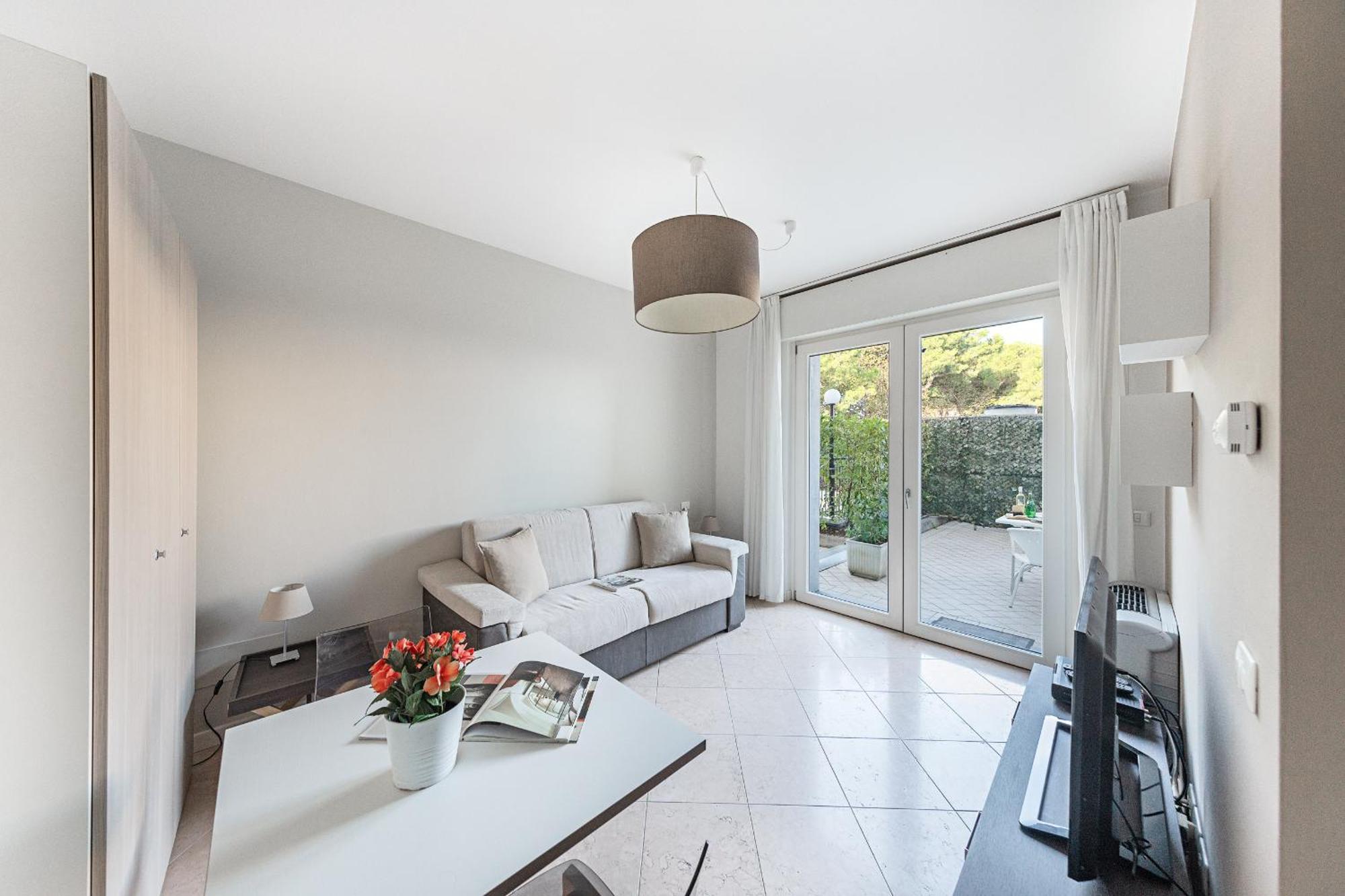 Residenza Miralago II By Wonderful Italy Desenzano del Garda Exterior photo