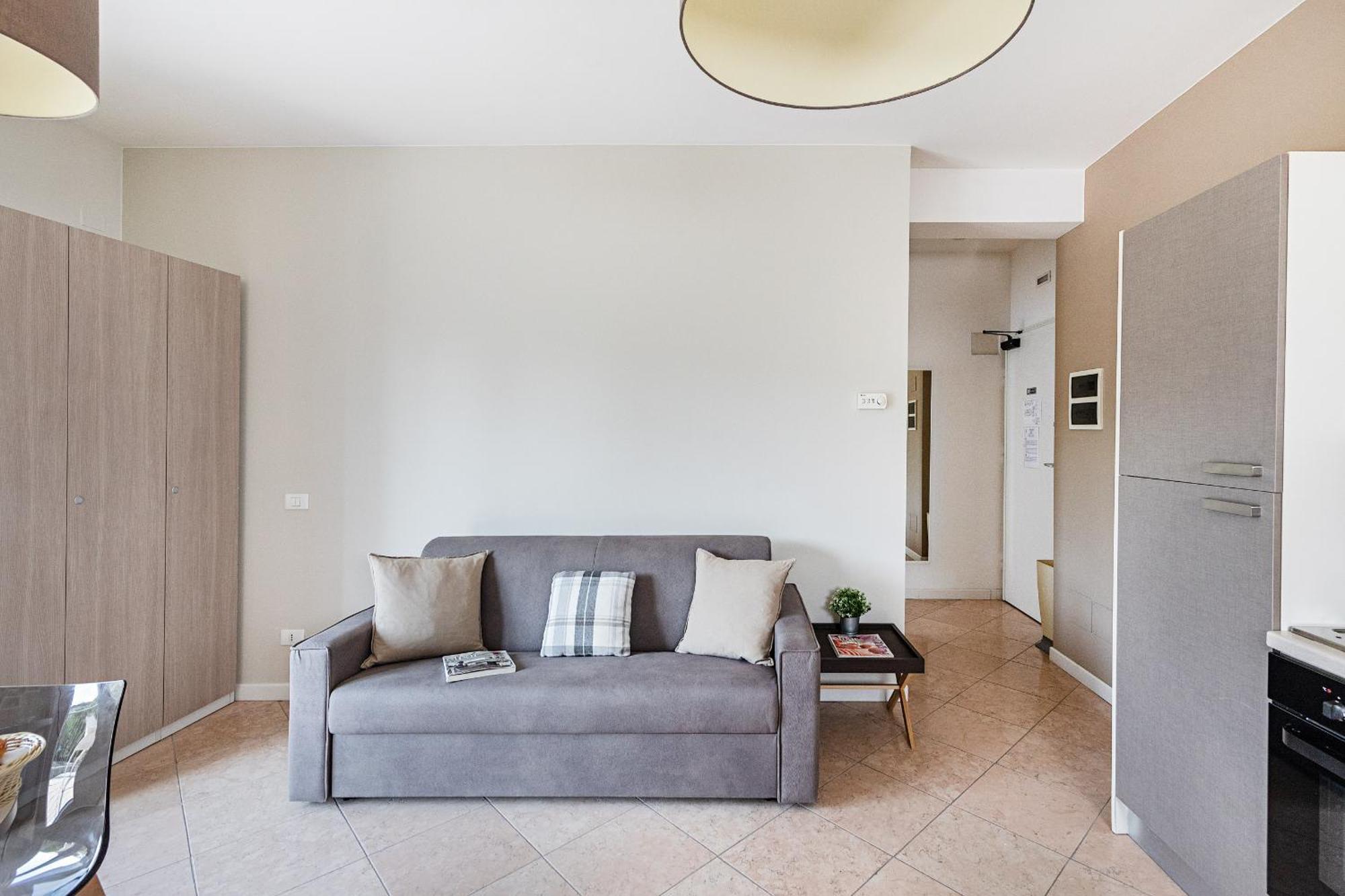 Residenza Miralago II By Wonderful Italy Desenzano del Garda Exterior photo