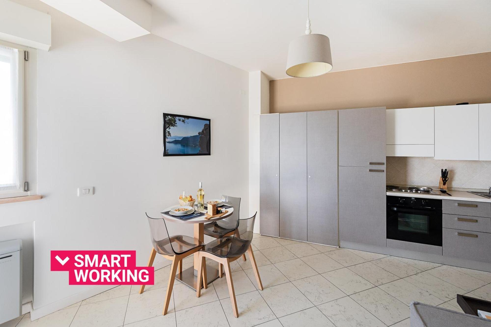 Residenza Miralago II By Wonderful Italy Desenzano del Garda Exterior photo