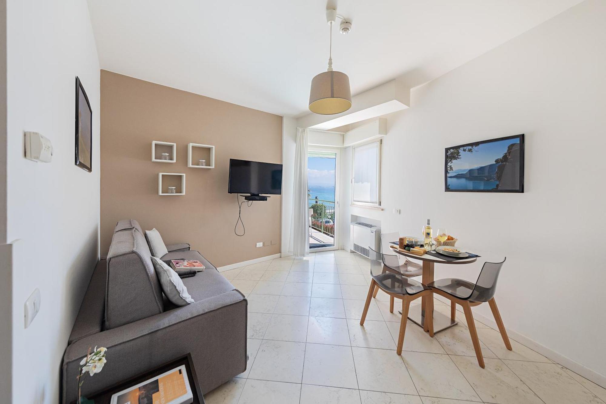 Residenza Miralago II By Wonderful Italy Desenzano del Garda Exterior photo